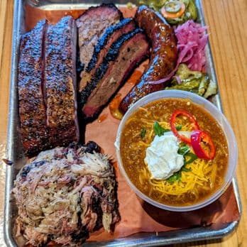 Moo's Craft Barbecue turns a backyard hobby into Los Angeles favorite