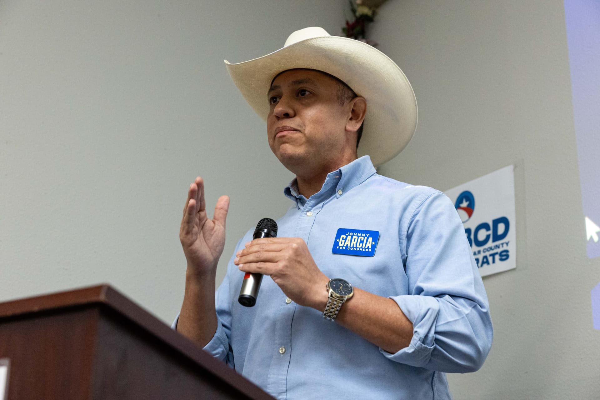 Johnny Garcia wins Texas' 35th District Democratic runoff over Maureen Galindo