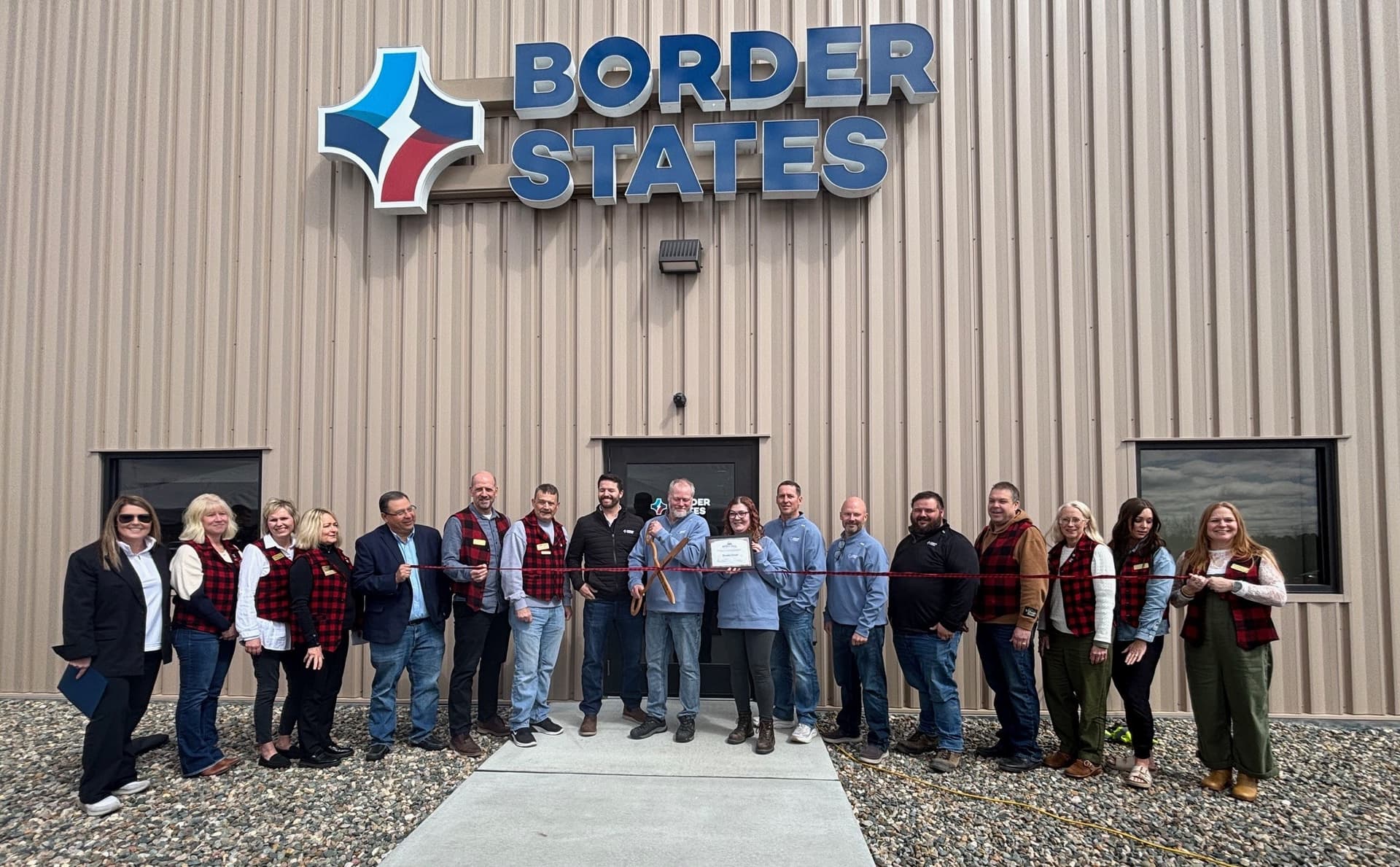 Border States celebrates new Bemidji branch on Cooperative Court NW