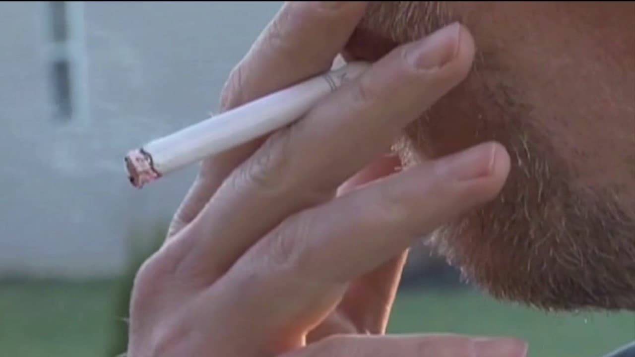 San Francisco weighs ban on smoking at bar patios, parklets