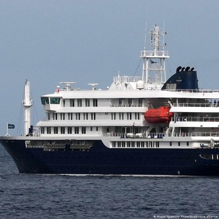 WHO oversees ship evacuation after deadly hantavirus outbreak in Tenerife