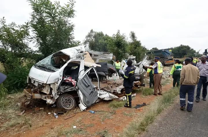 13 children killed after scholar minibus collides head-on with truck