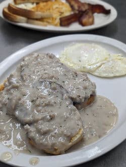 Former Betty’s Pantry Reopens as Marge’s Diner with 1990s Nostalgia