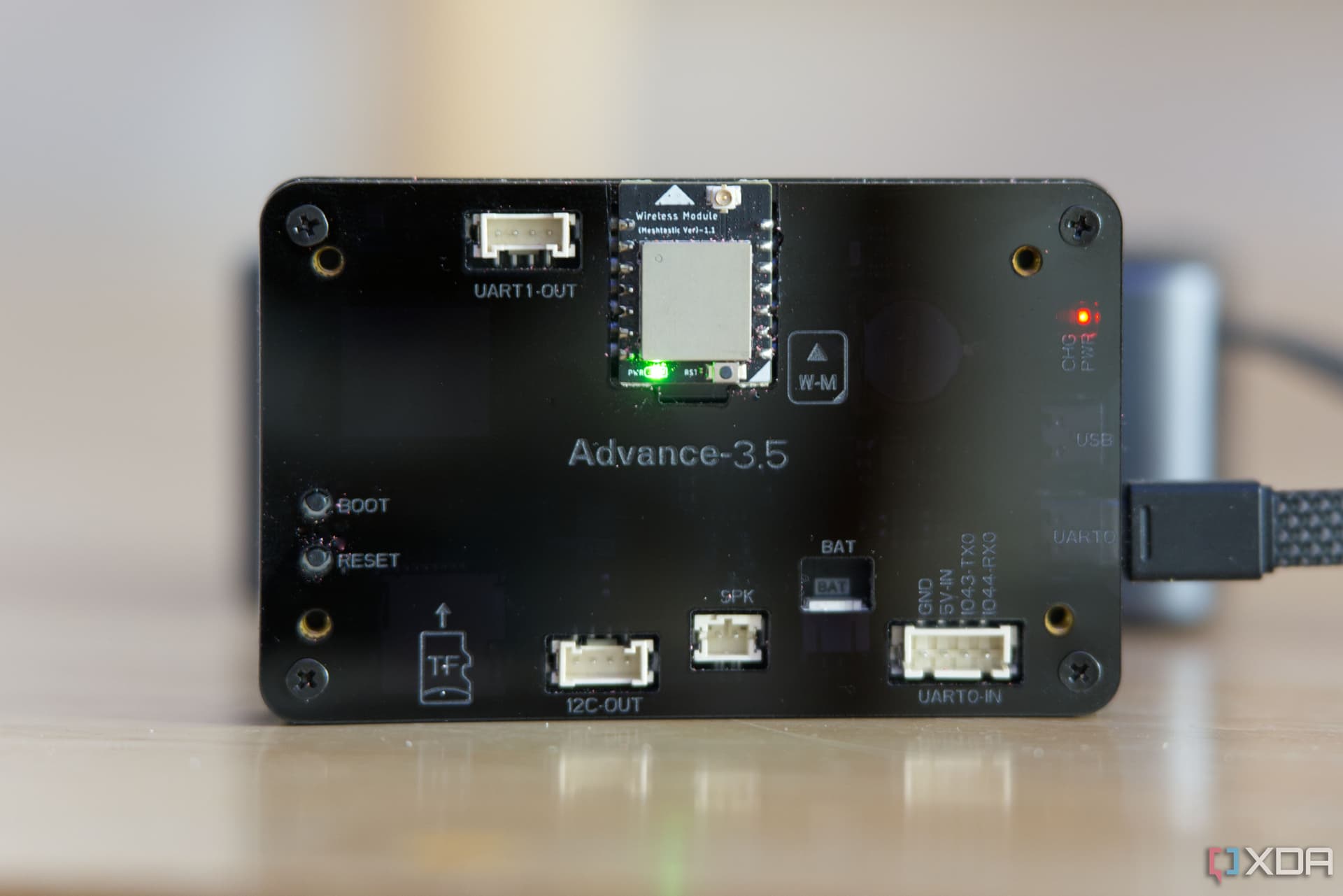 XDA spotlights $35 touchscreen board that simplifies Meshtastic setup