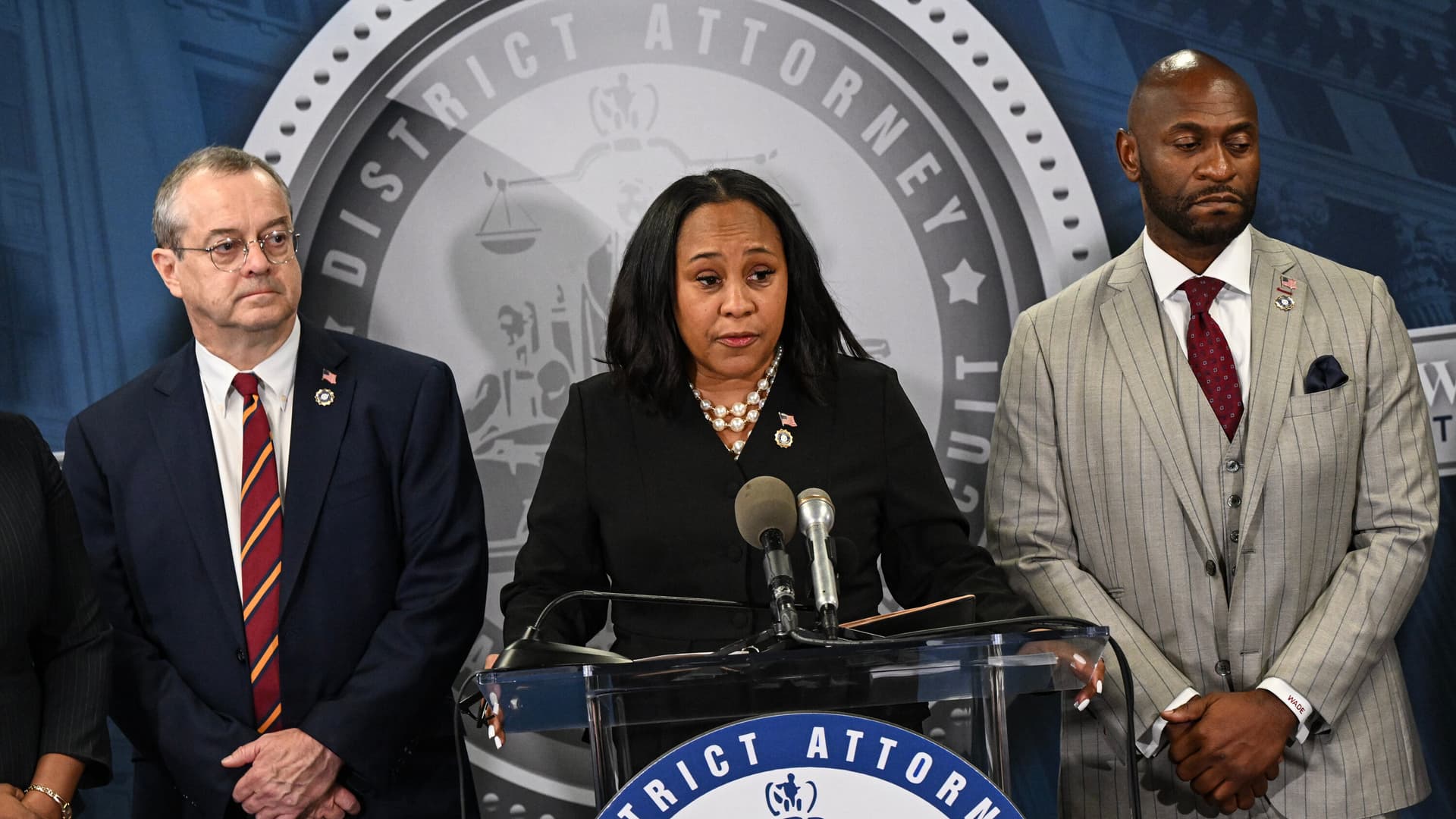 Georgia Prosecutor Withdraws Racketeering Case Against Trump and Allies