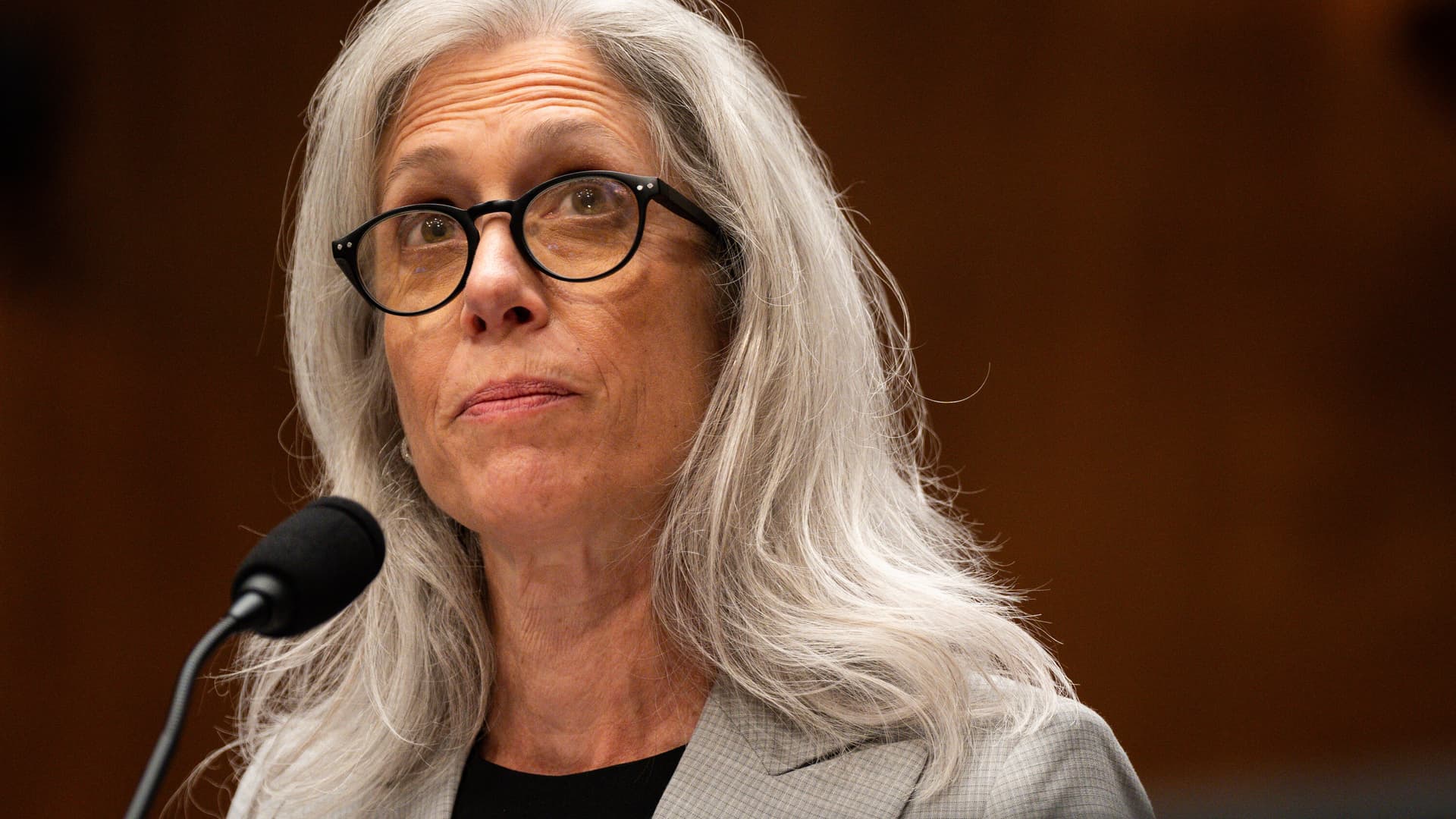 Leaked emails show CDC turmoil over vaccines under Trump administration