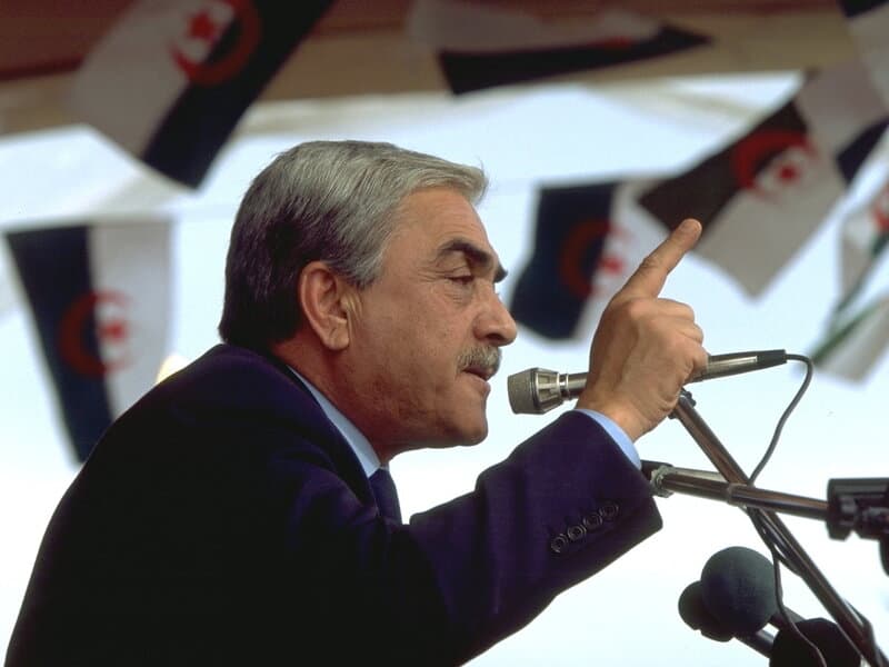 Algeria's Liamine Zeroual, President Who Guided Nation Through Civil War, Dies at 84