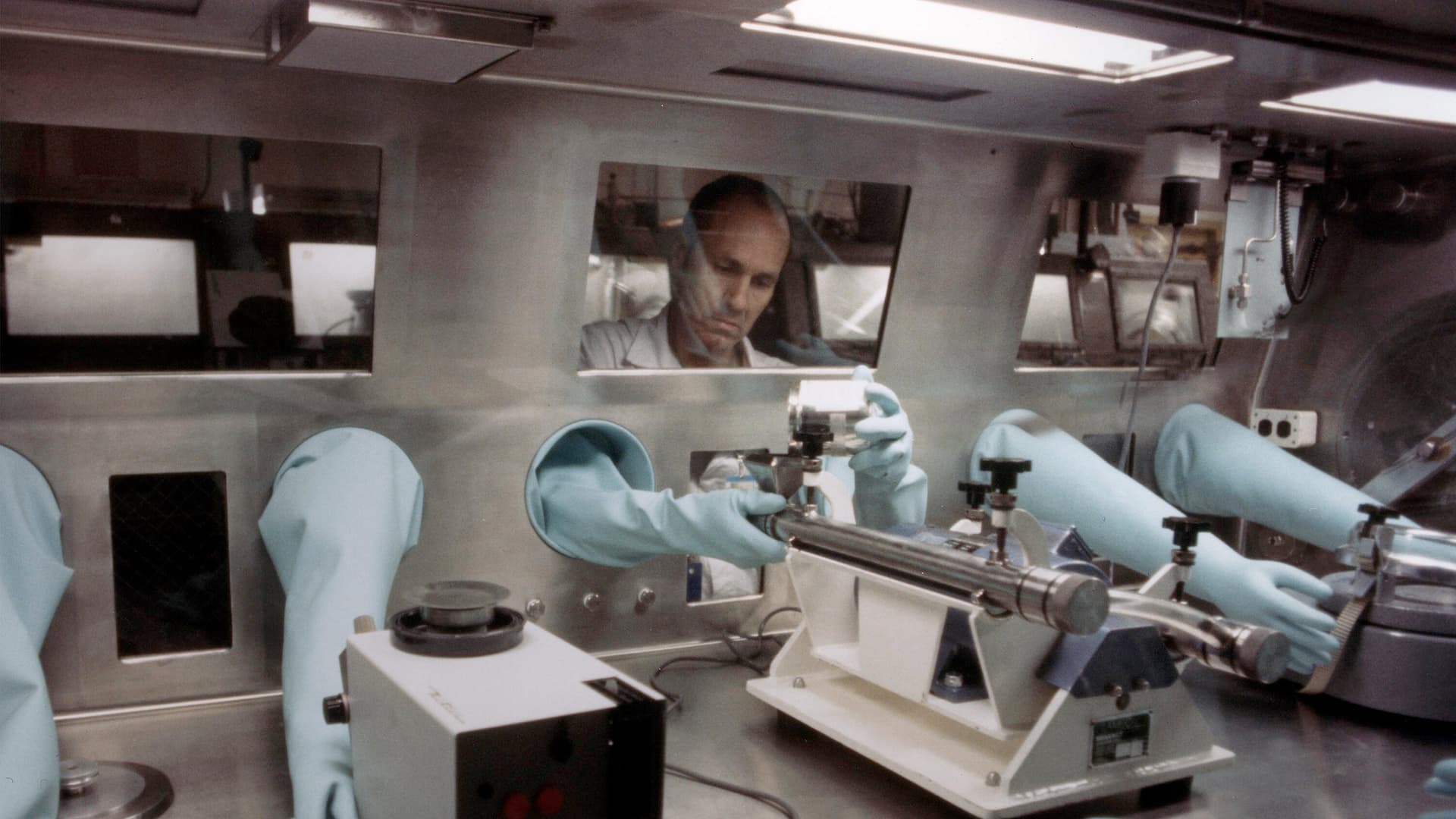 Trump administration eyes plutonium handoff to five nuclear startups