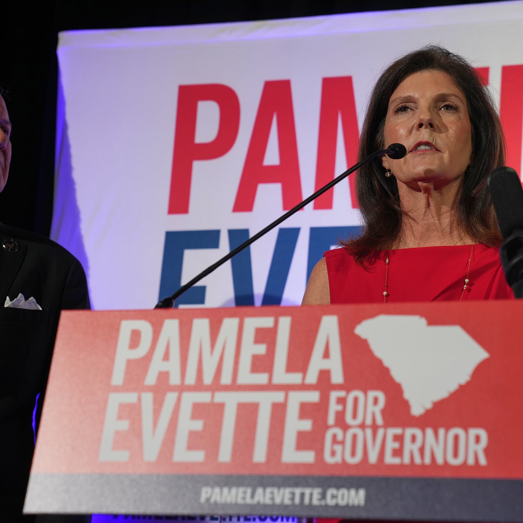 Pamela Evette backs redistricting fight as South Carolina governor race heats up