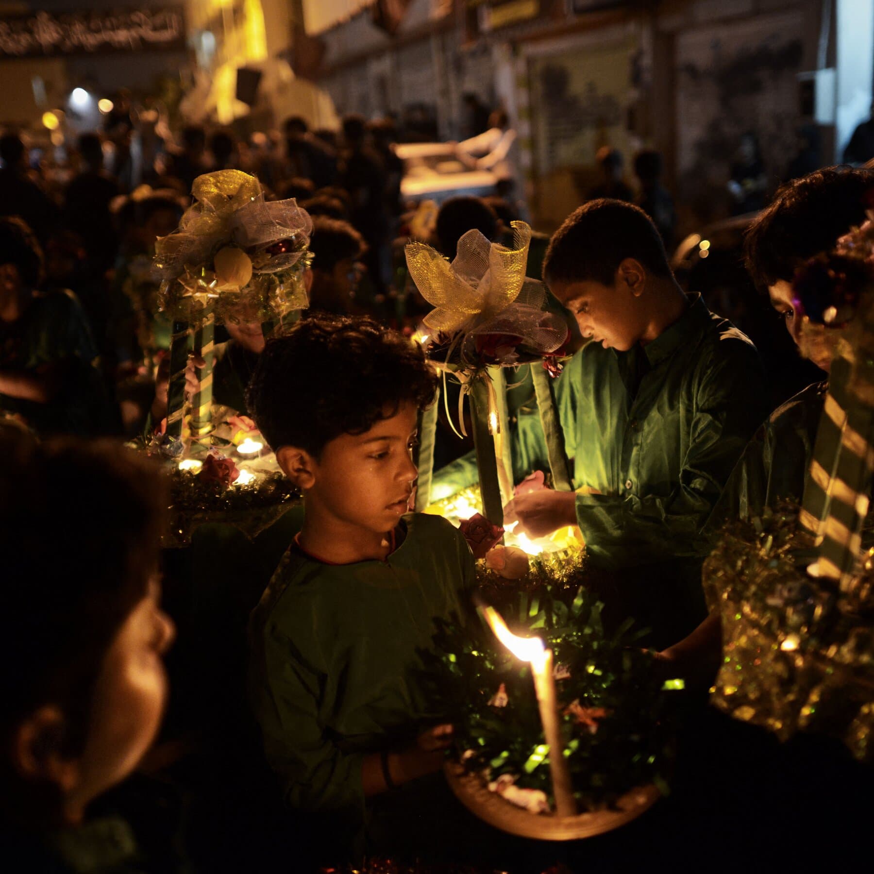 Bahrain cracks down on Shiite citizens, restricts Ashura observances