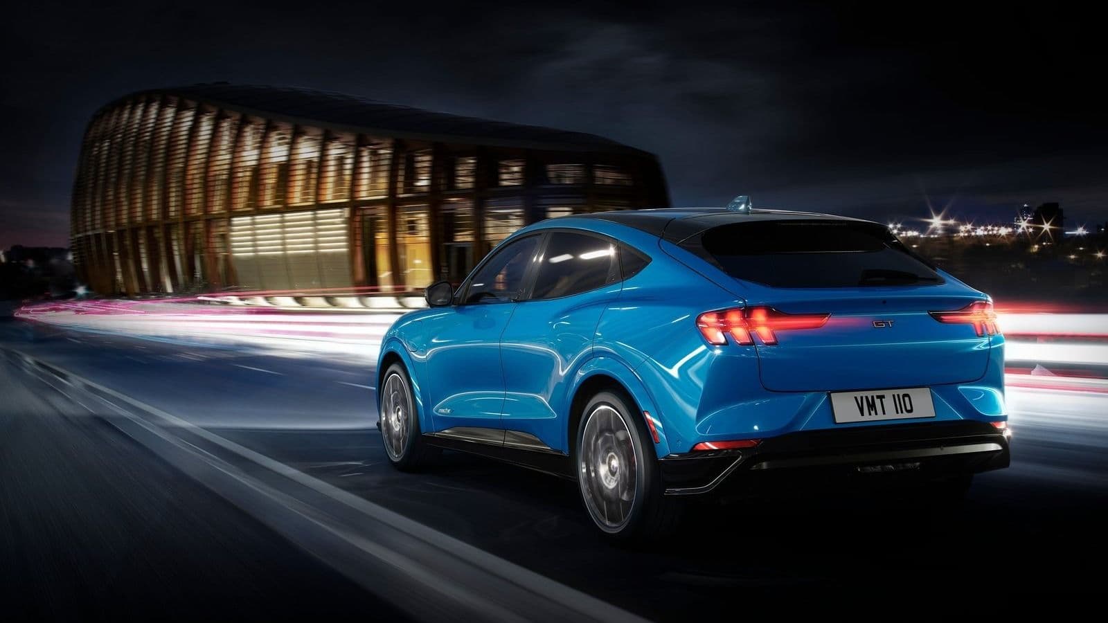 NTSB Hearings Target Hands-Free Driving Systems After Fatal Ford Crashes