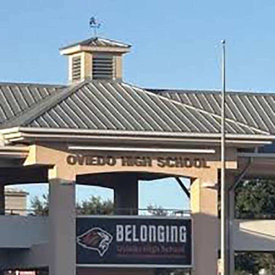 Oviedo High closes King Street gate during school day for safety