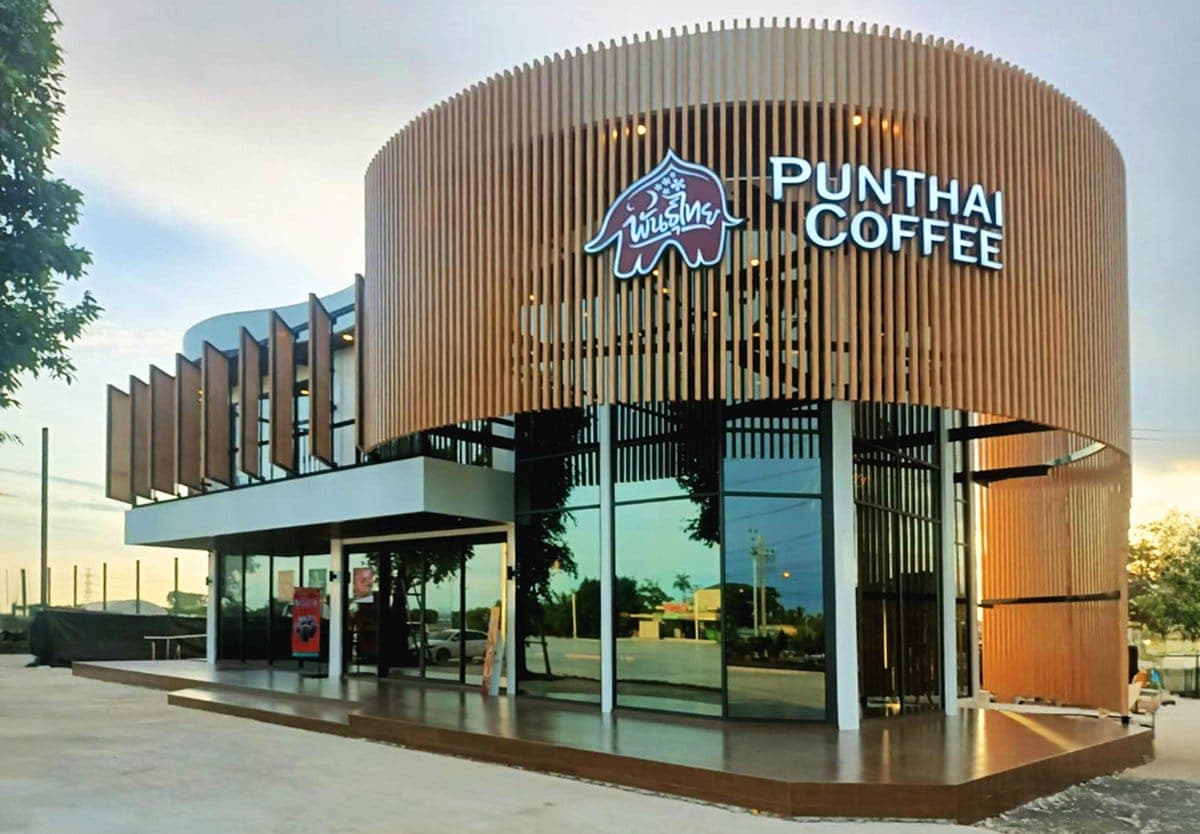 PunThai Coffee narrows gap on Café Amazon with rapid expansion