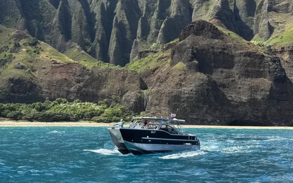 Makana Charters adds Leialoha to Na Pali Coast fleet for summer 2026