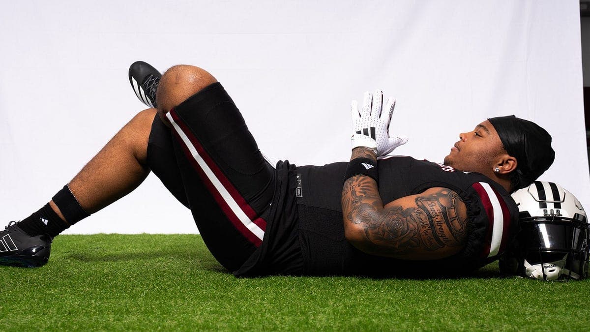 Former Albany defensive lineman Zakar Morris joins UMass, adds immediate depth