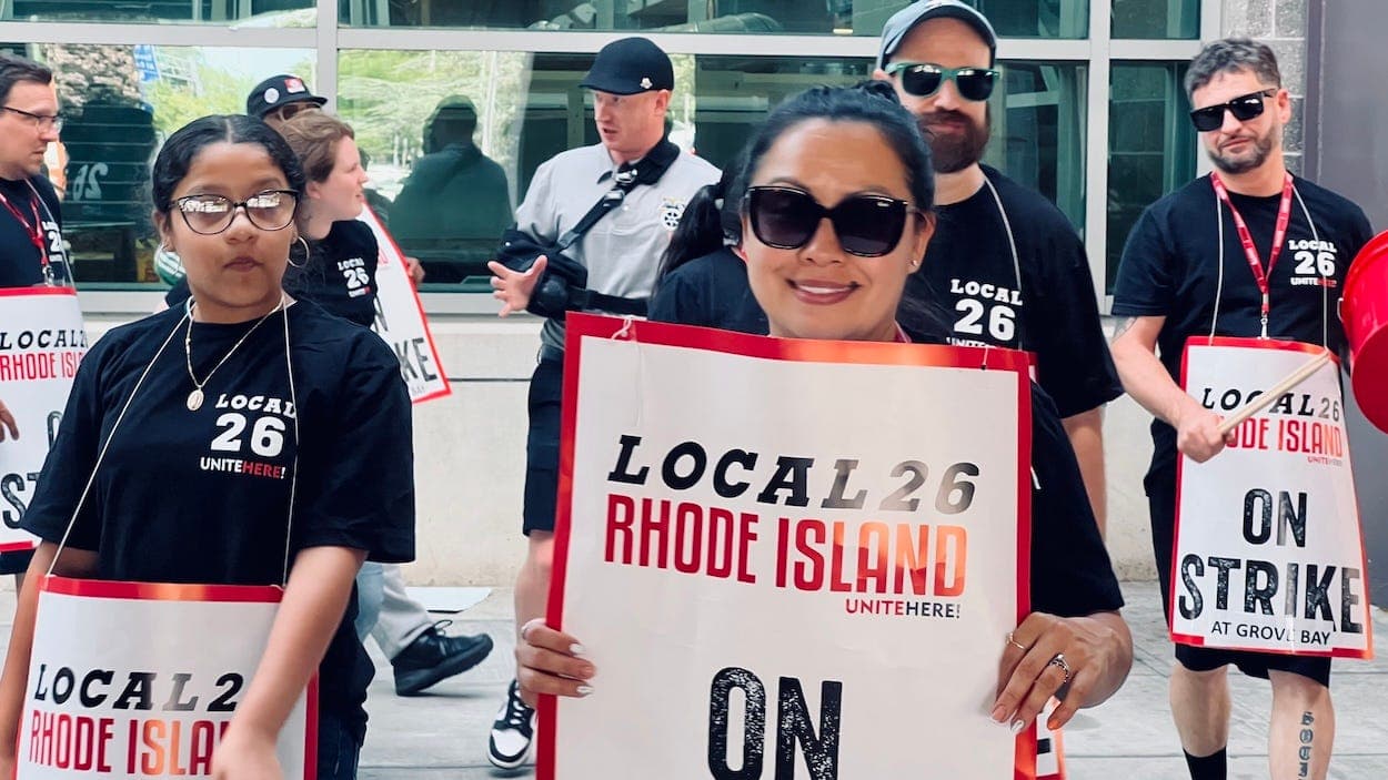T.F. Green airport food workers strike over pay and contract talks