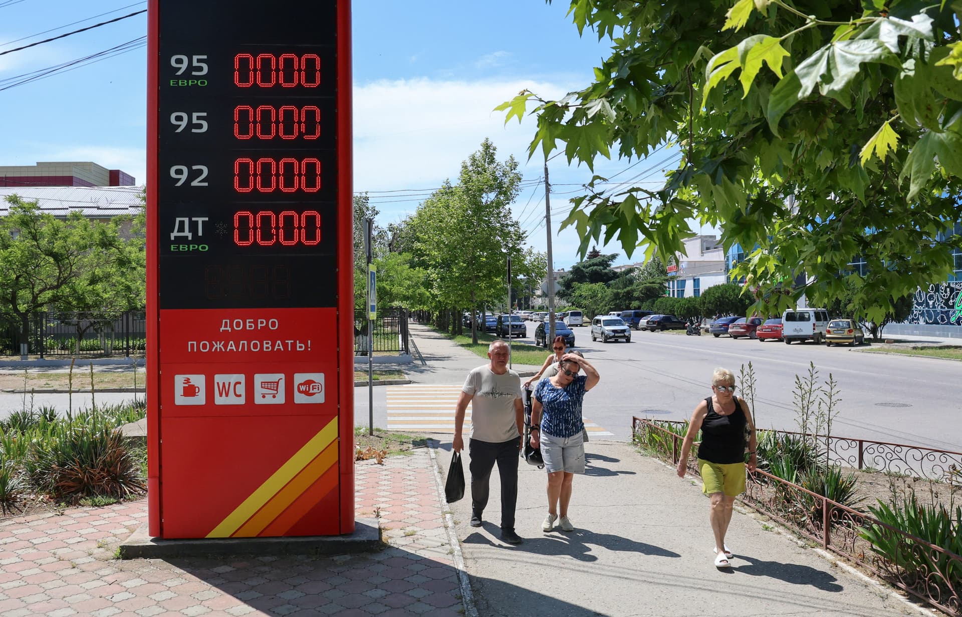 Ukraine’s logistics lockdown leaves Crimea facing fuel shortages