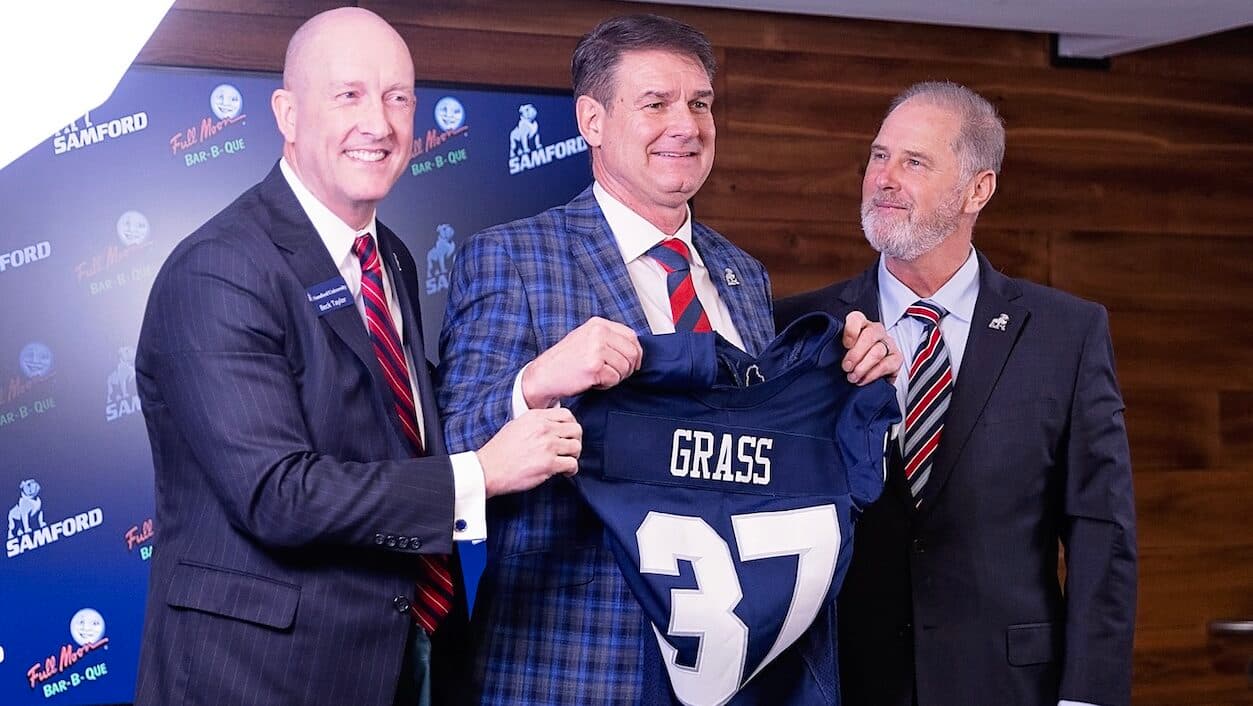 John Grass Announces 13 Signees for His First Samford Signing Class