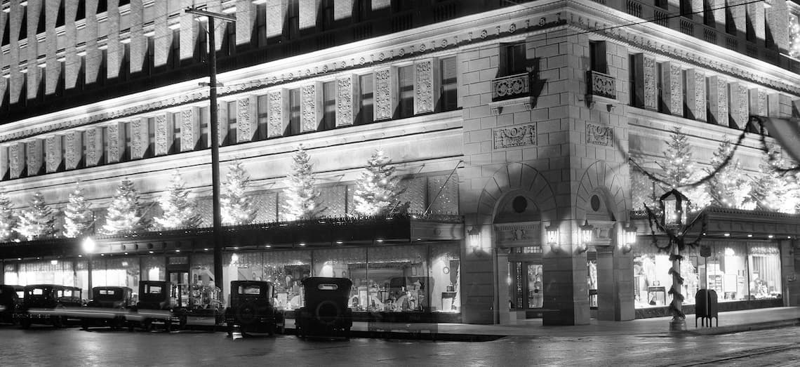Century old lanterns found under Belmont Underpass reveal Fresno history