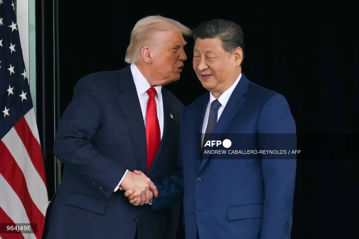 Trump says Taiwan arms sales may come up in Xi call