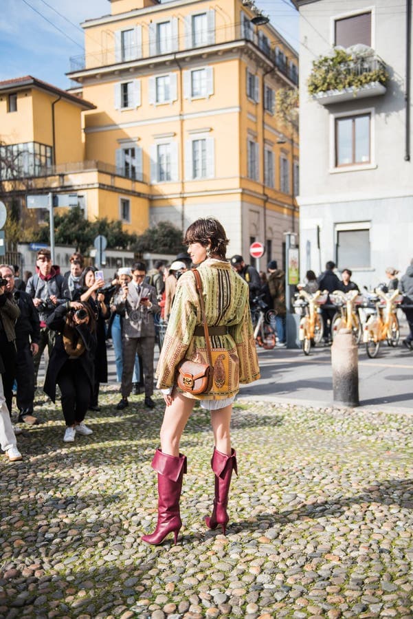 Milan Street Style Defines Fall 2026 With Layered Outerwear and Bold Silhouettes