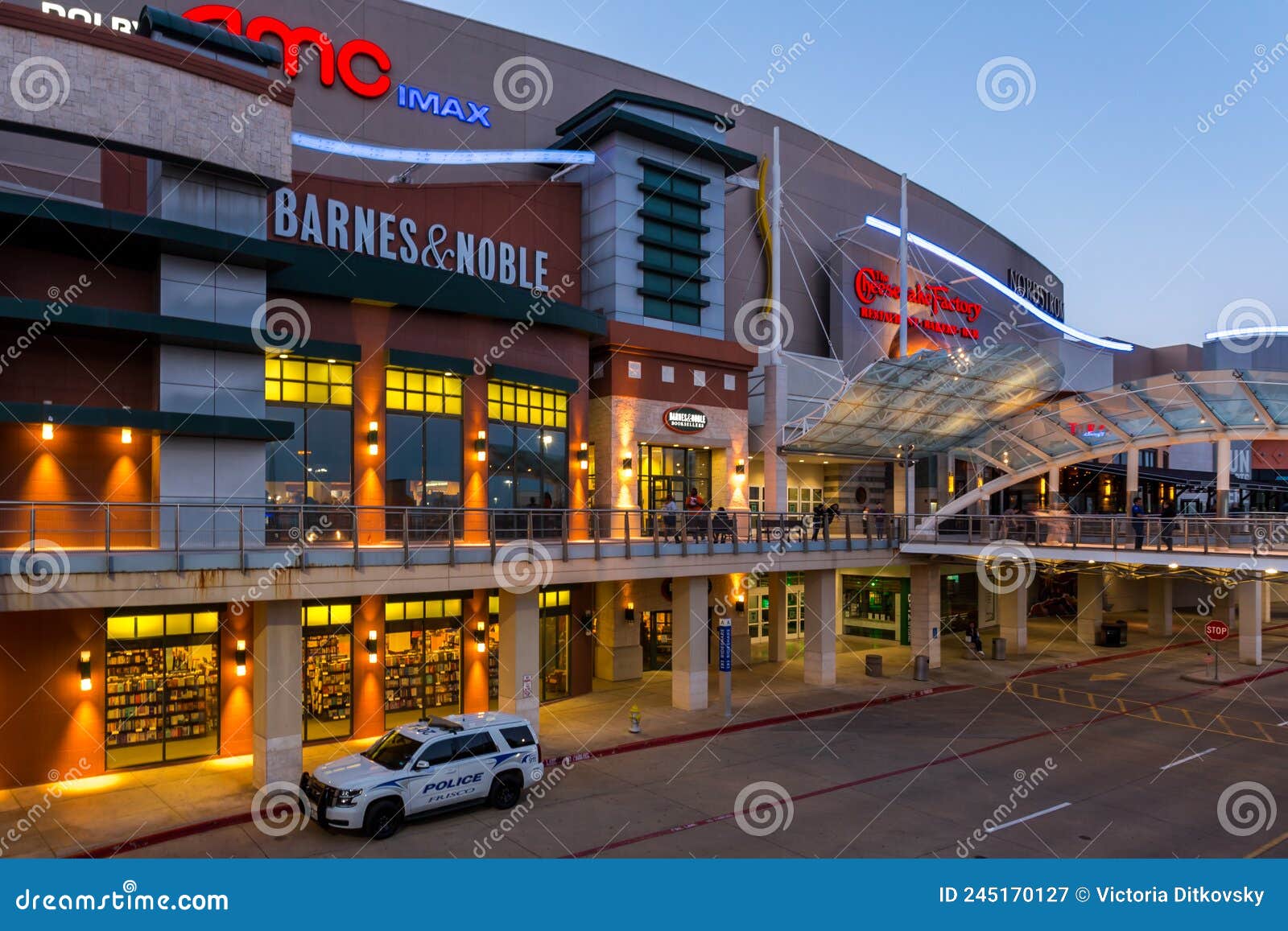Stonebriar Centre keeps minor curfew after successful first weekend enforcement