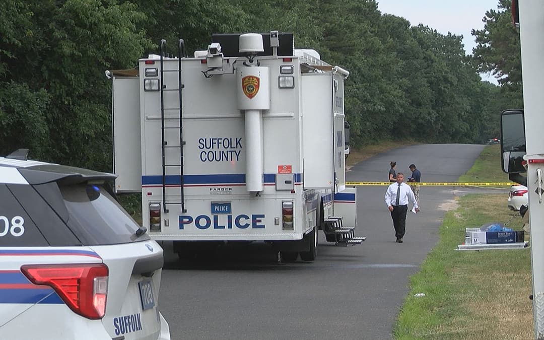 Woman Found Dead in Manorville Woods; Suffolk Homicide Detectives Investigating