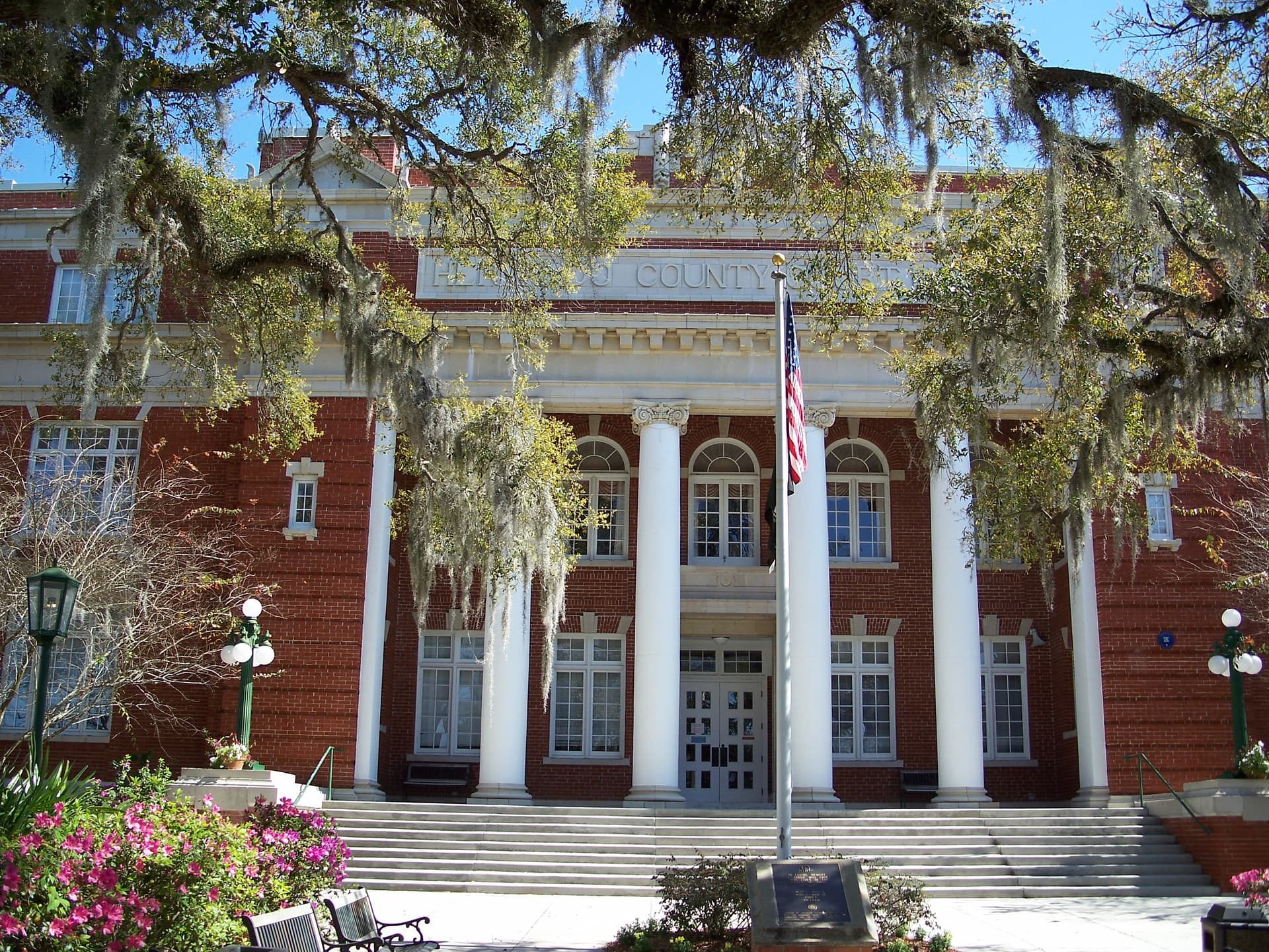 Brooksville courthouse hill still defines downtown Hernando County