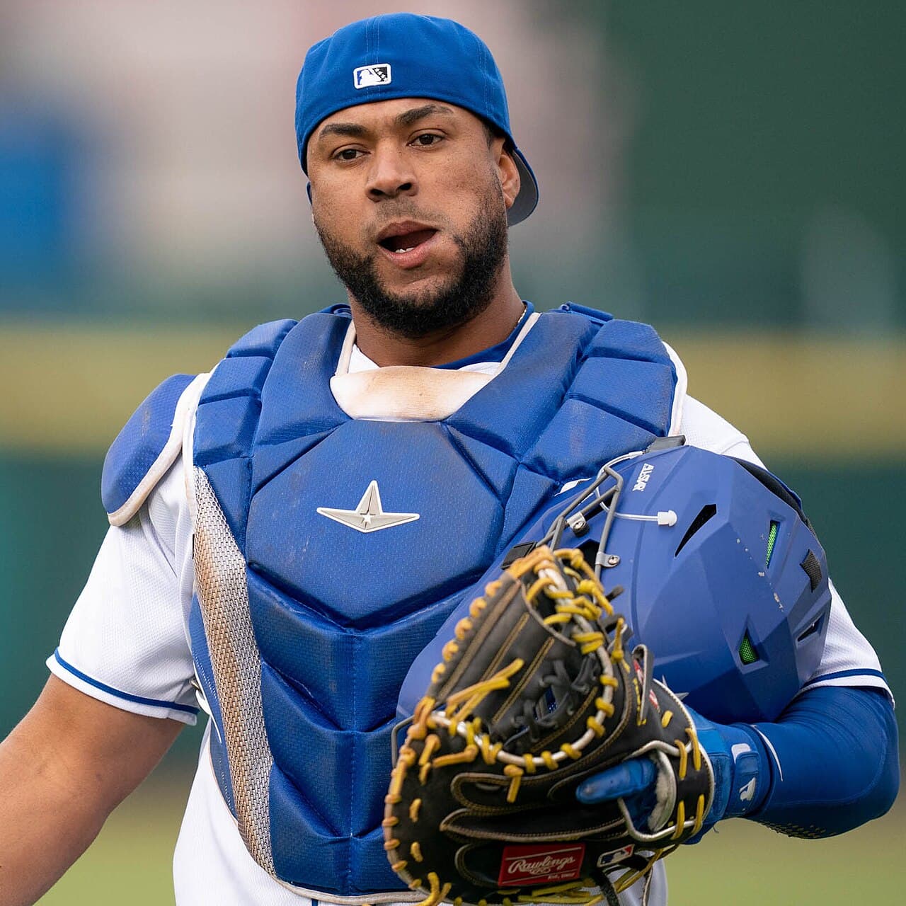 Elias Diaz outrighted to Triple-A as Padres clear roster spot