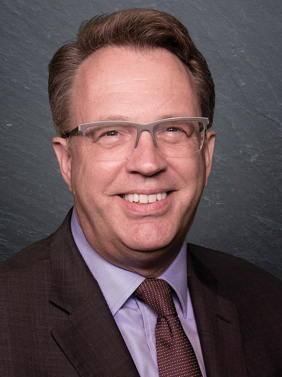 Williams says lower oil prices ease near-term inflation worries