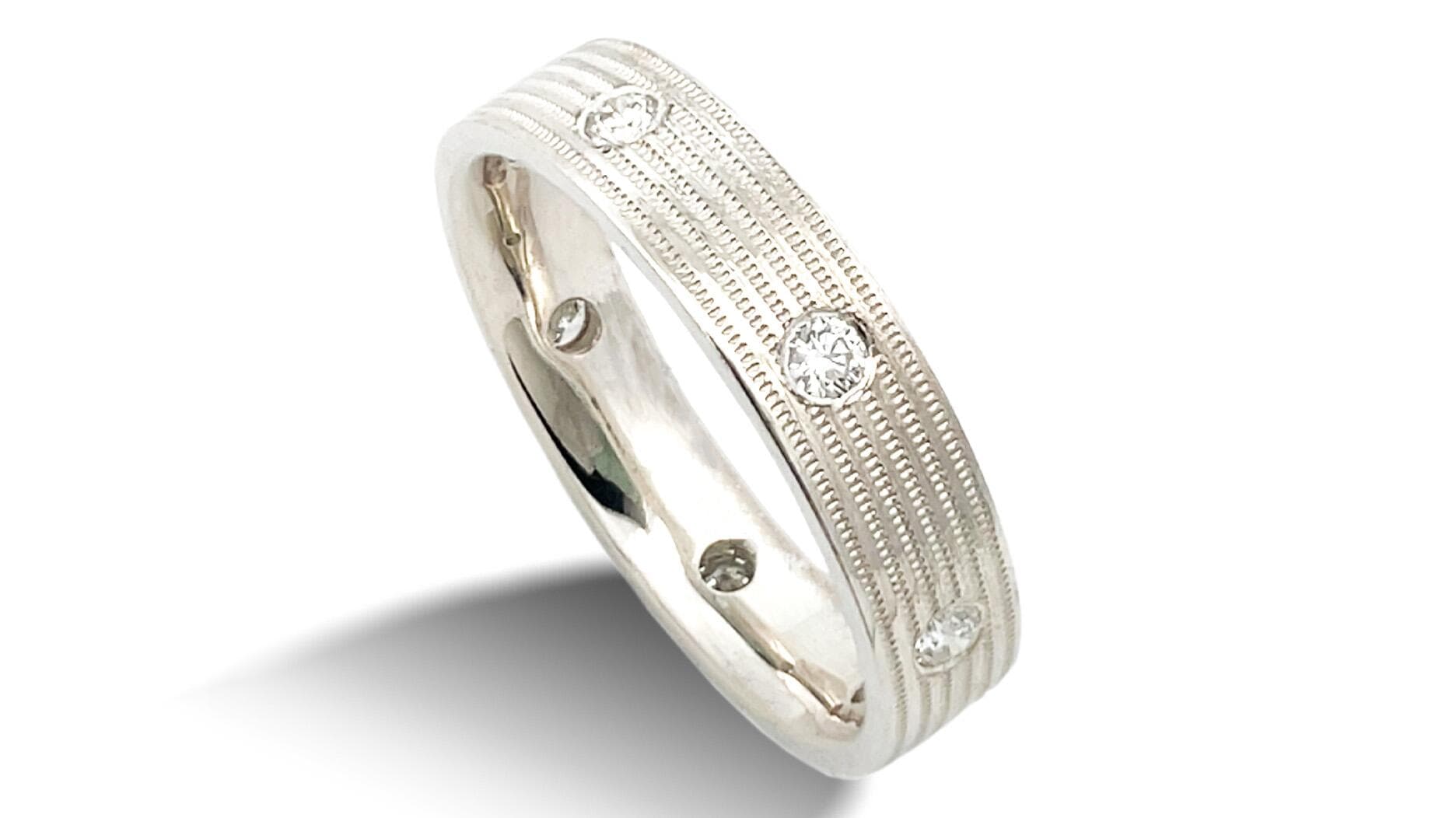 Chris Ploof debuts non-tarnishing Modern Electrum collection with clean forms