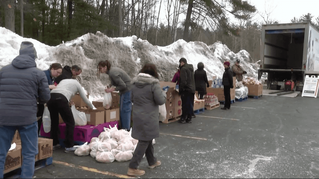 NMC hosts mobile food pantry in Traverse City for students, residents