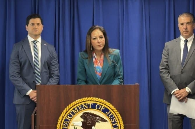 Los Angeles woman accused of paying homeless people to register to vote
