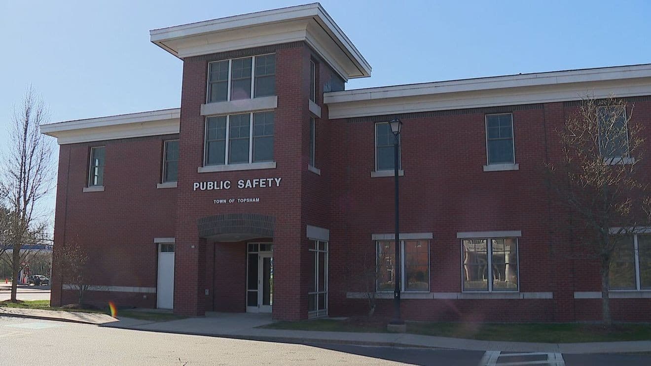 Topsham hosts child-passenger safety training, free car-seat check Thursday