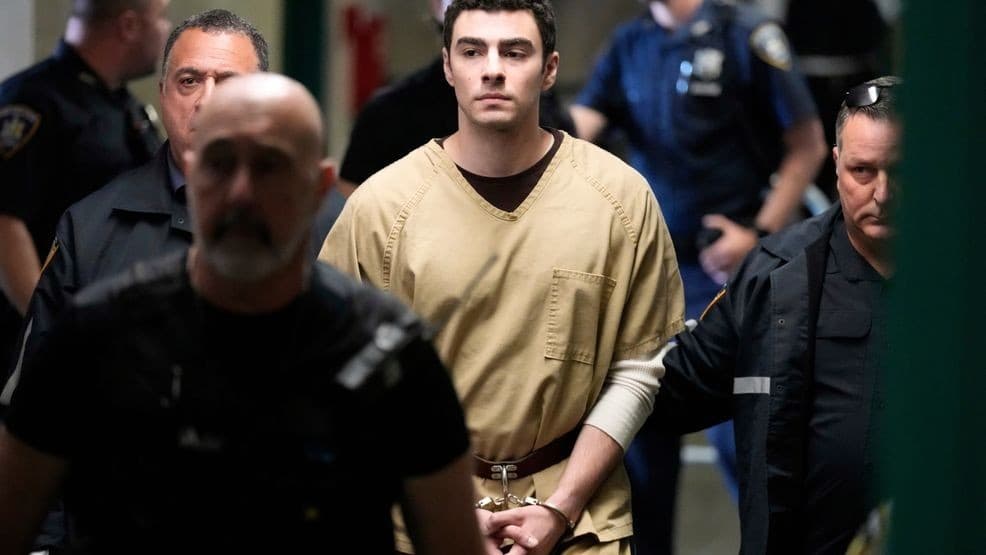 Judge delays Luigi Mangione federal trial until January 2027
