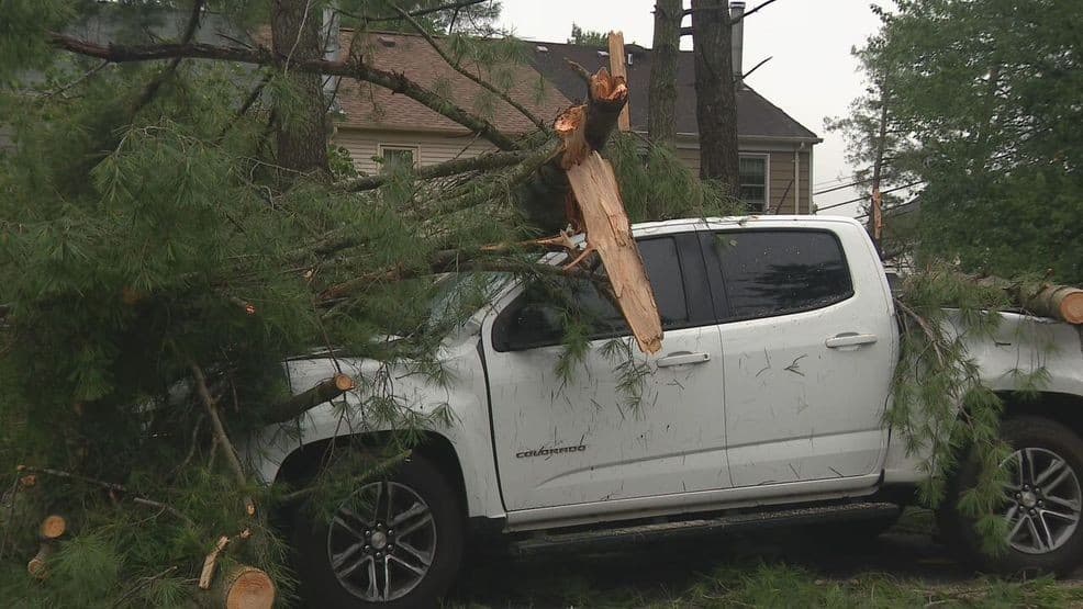 Severe storms knock out power for 27,000 in Fairfax County