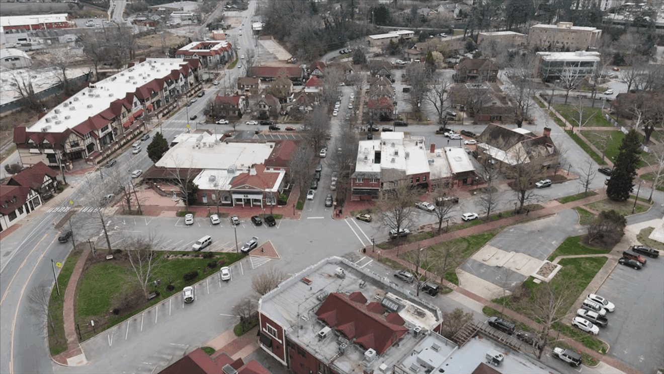 Biltmore Village Storefronts Remain Vacant 17 Months After Helene