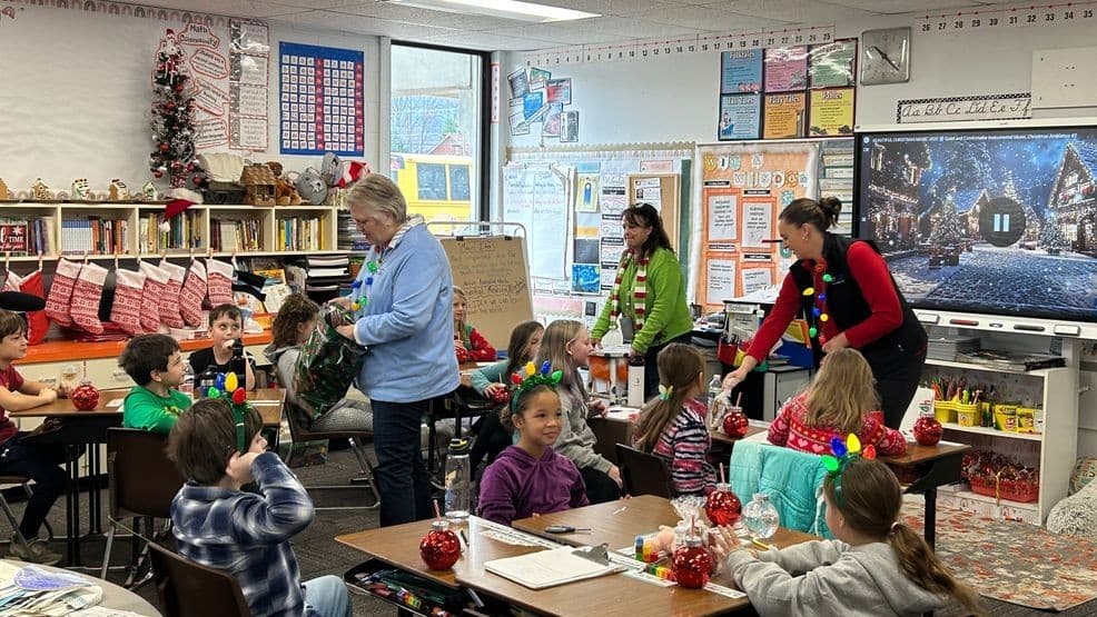 Mercy Chefs Visit Black Mountain Primary, Brings Meals and Gifts to School Community