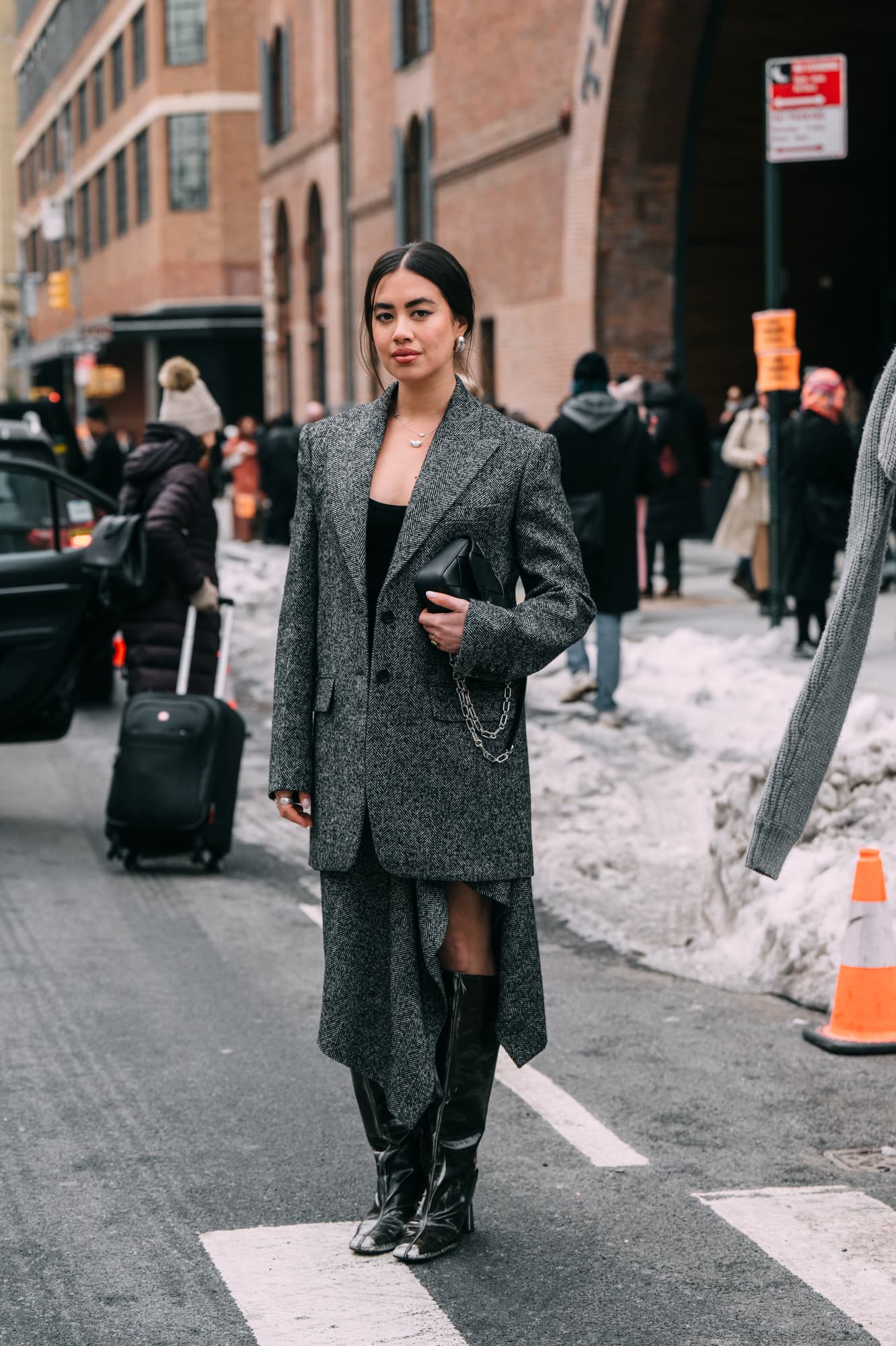 Linen Suits and Maritime Blues Cement Coastal Grandmother Trend at NYFW