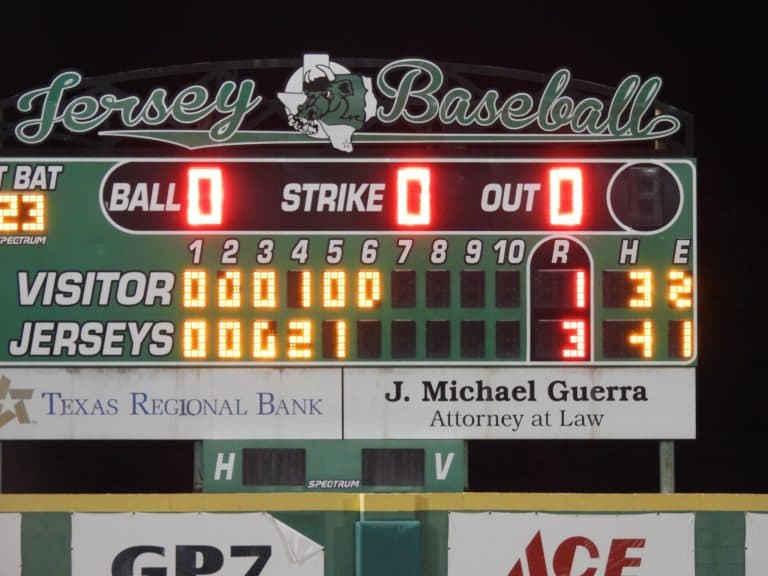 Jersey Bulls Defeat Longhorns 3-1 in Regional Battle of the Horns