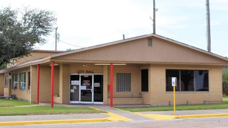 Premont Issues Notice of Trash Collection Delays, Asks Residents for Patience