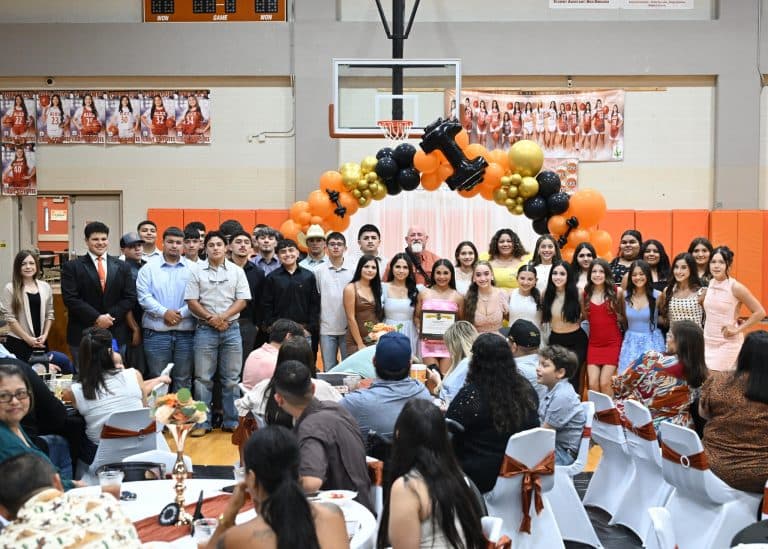 Alice High powerlifters celebrated at historic season banquet