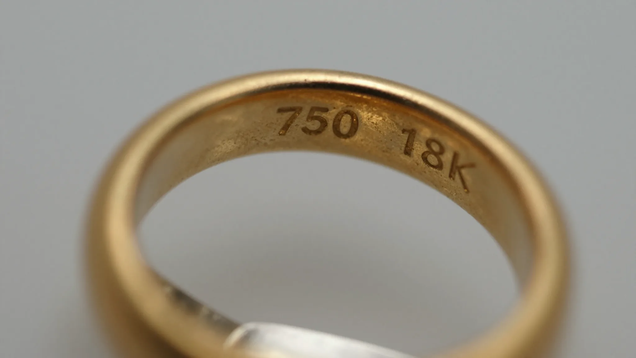18K, 750 and 18ct Gold Stamps, How to Identify Vintage Hallmarks