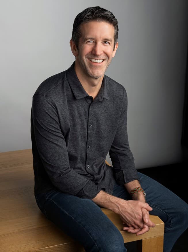 Apple names John Ternus CEO as Tim Cook steps down in 2026