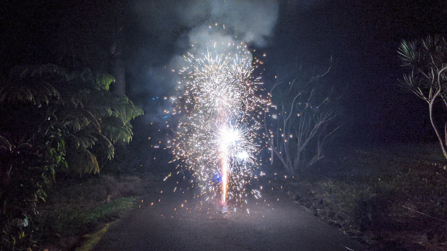Hawaiʻi County Sells Fireworks Permits, Sets Purchase Limits and Rules