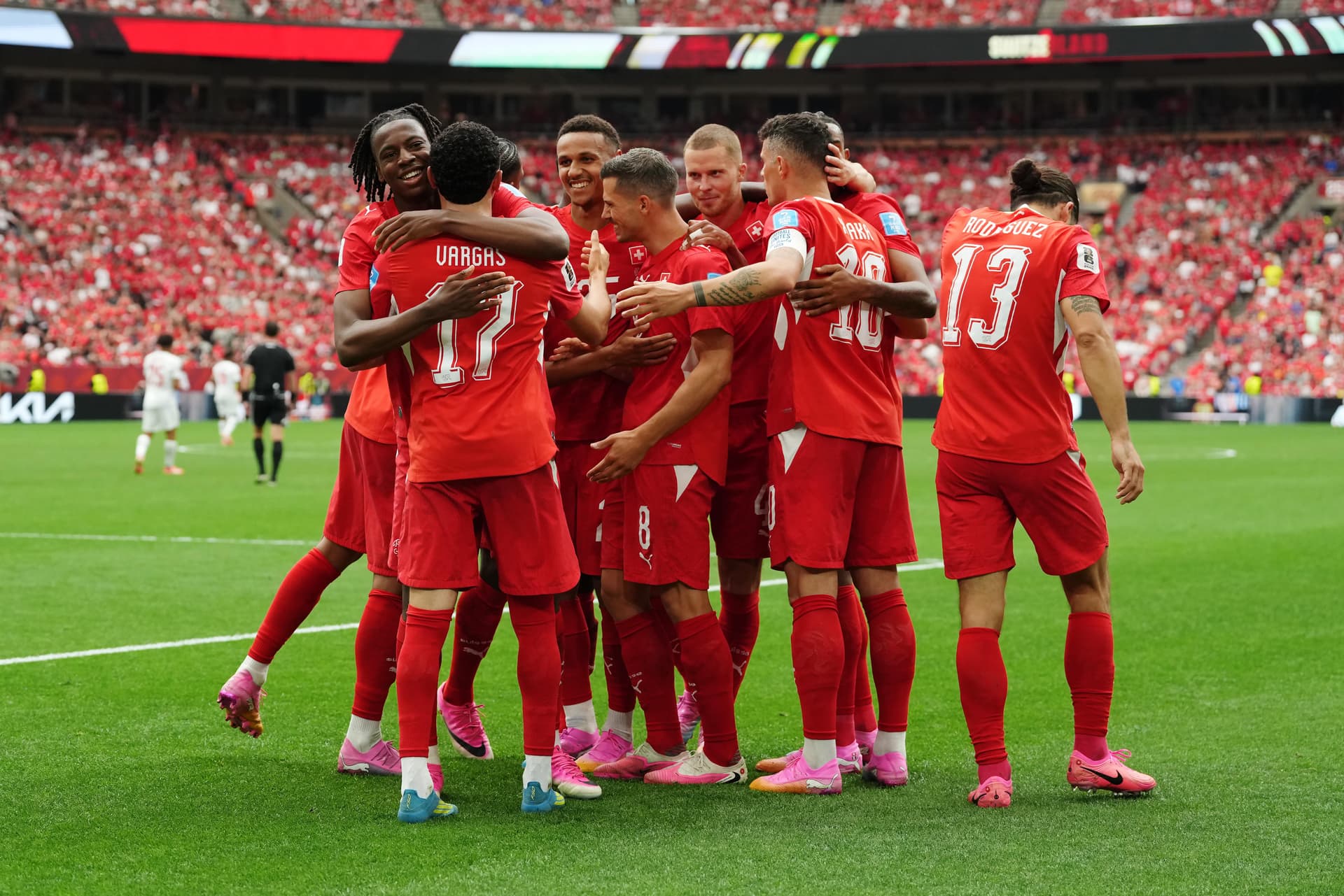 Mexico, Switzerland and Brazil top World Cup groups as knockout race tightens