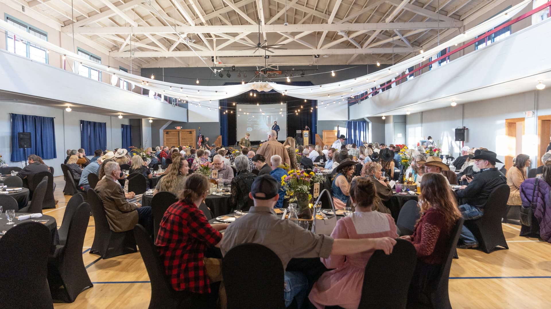 Cottage Grove Chamber Honors Weyerhaeuser, Fire District, Key Club at Annual Banquet