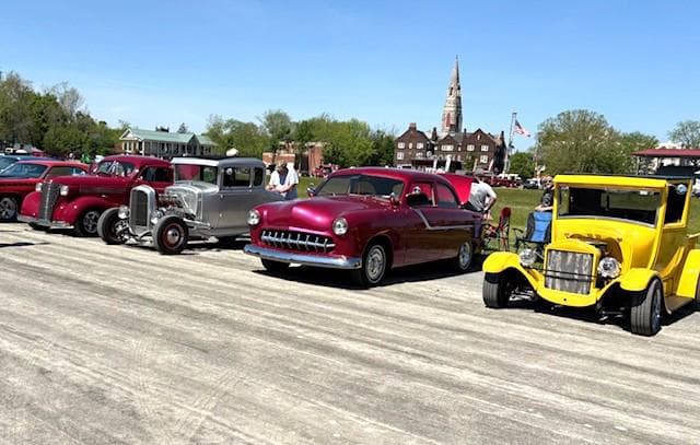 Record crowd of 4,500 packs Goshen car show and food festival