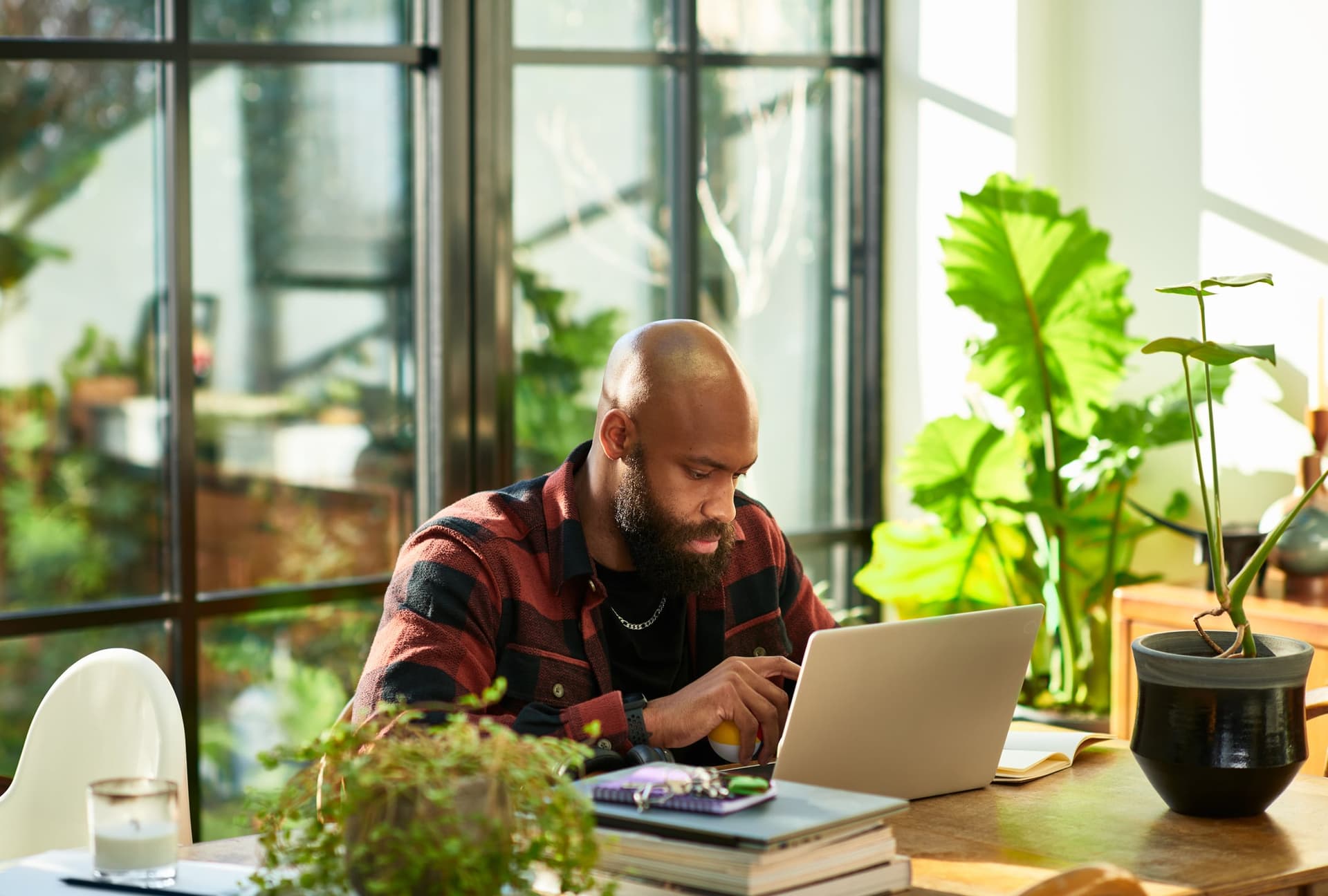 CIPD outlines hybrid working benefits, and the planning it requires
