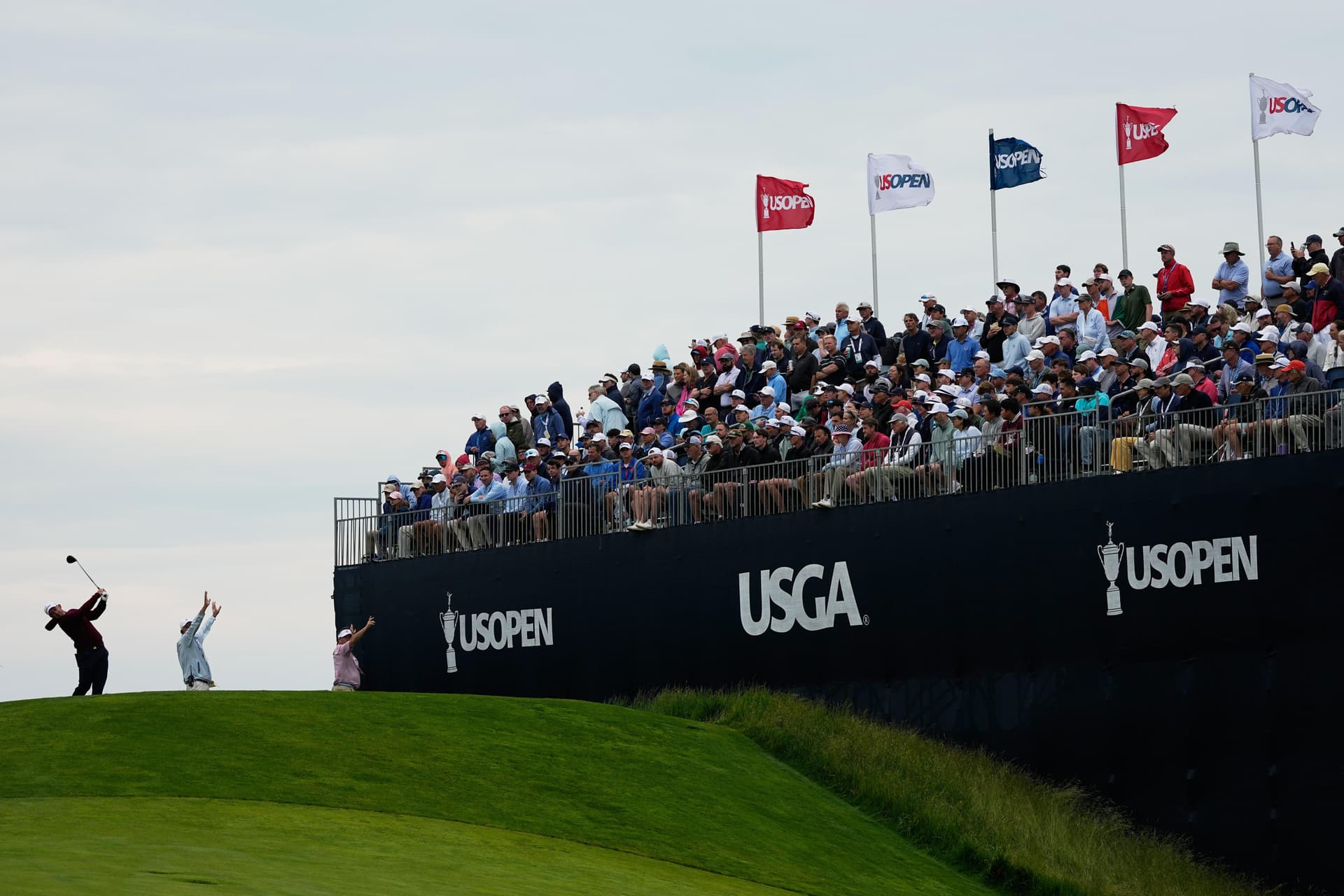 Wyndham Clark sets Shinnecock record midway through U.S. Open